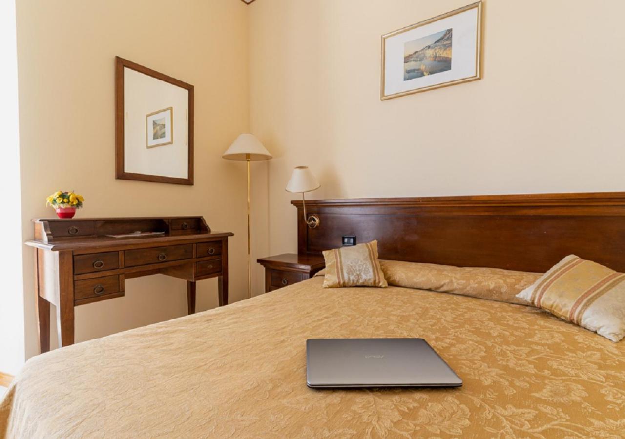 Hotel Villa Delle Rose Oristano Ngoại thất bức ảnh