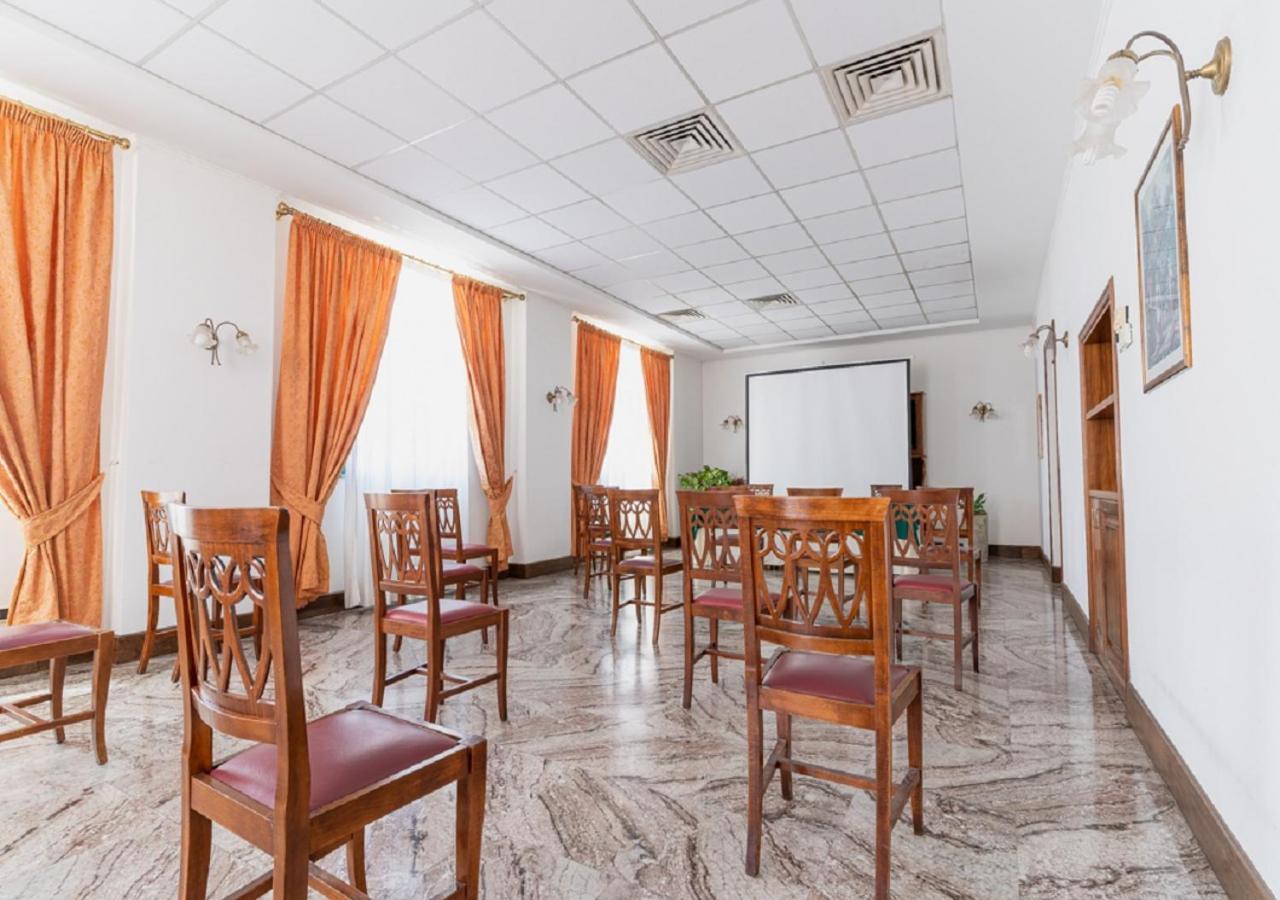 Hotel Villa Delle Rose Oristano Ngoại thất bức ảnh