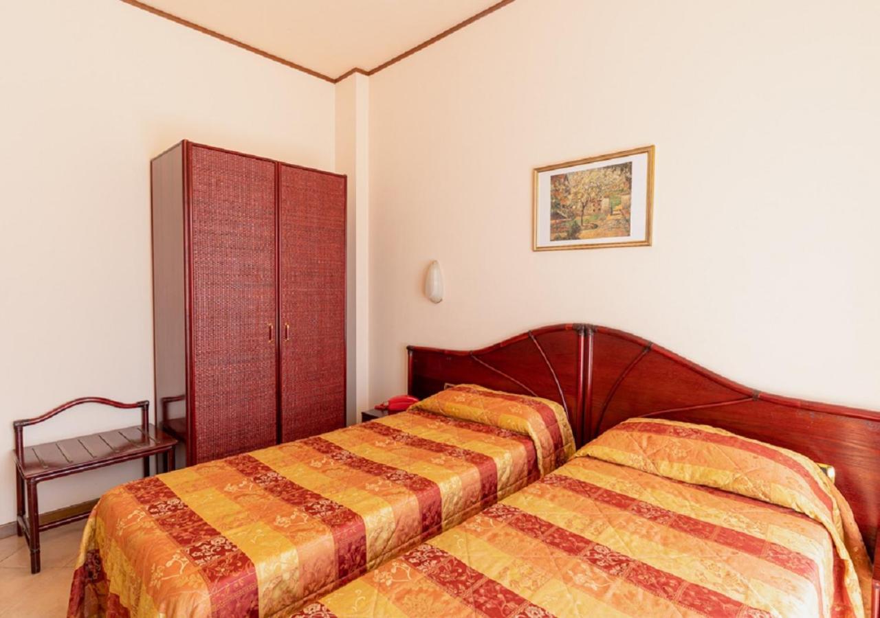 Hotel Villa Delle Rose Oristano Ngoại thất bức ảnh