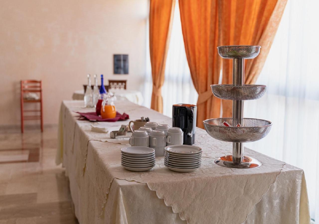 Hotel Villa Delle Rose Oristano Ngoại thất bức ảnh