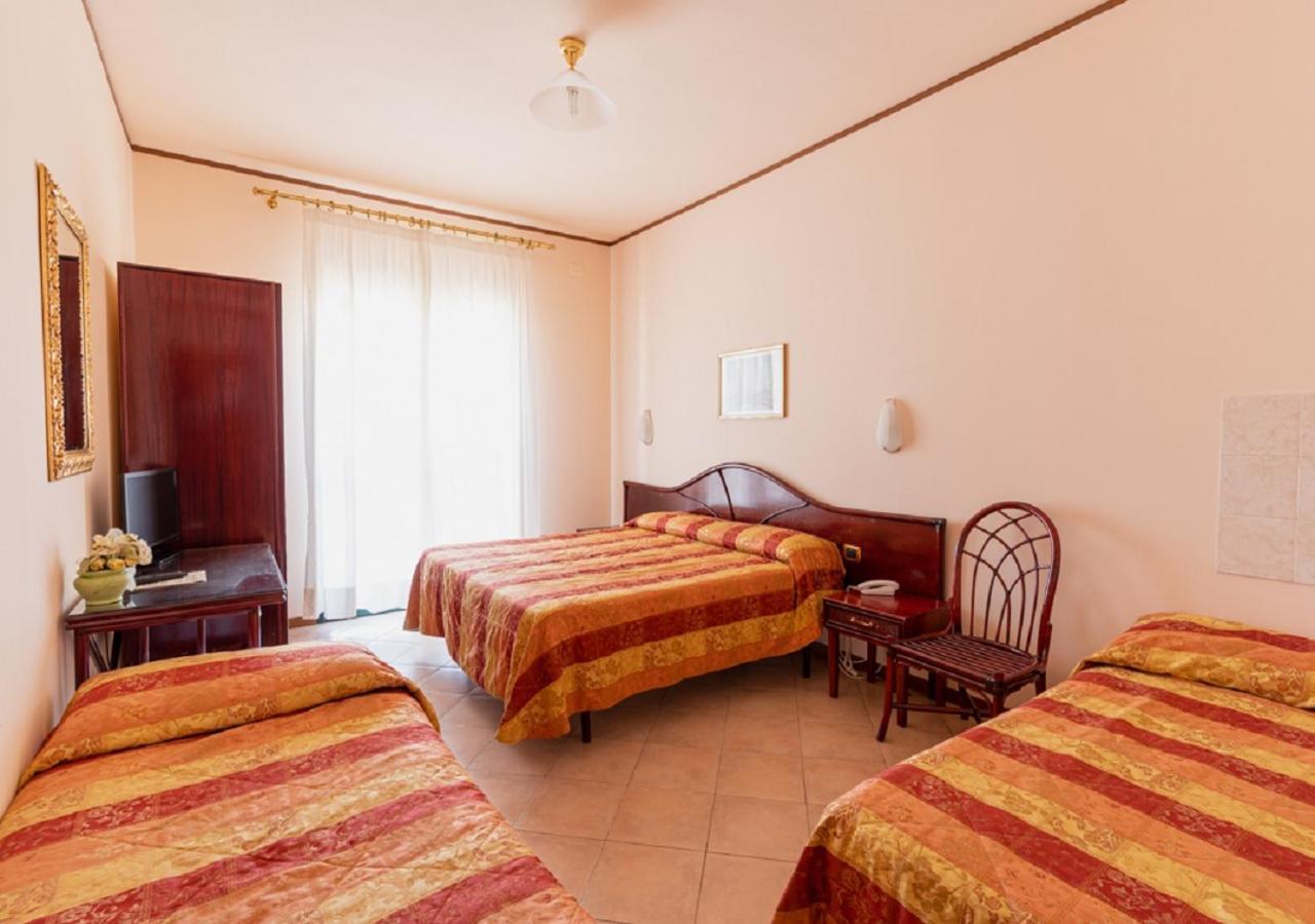 Hotel Villa Delle Rose Oristano Ngoại thất bức ảnh