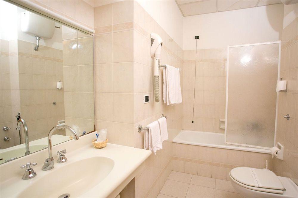 Hotel Villa Delle Rose Oristano Ngoại thất bức ảnh