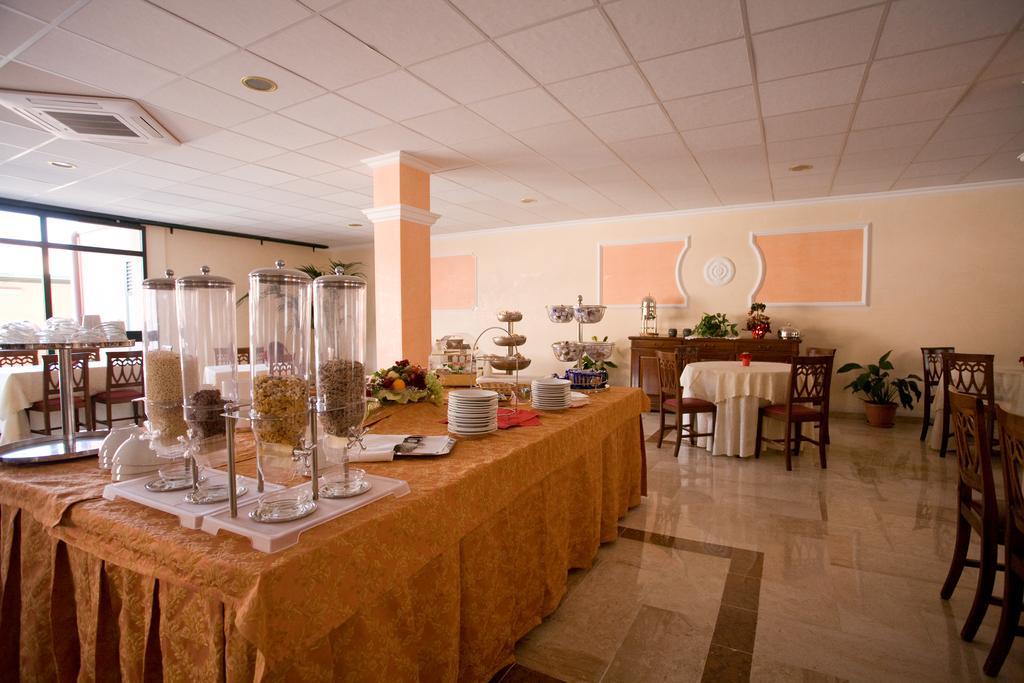 Hotel Villa Delle Rose Oristano Ngoại thất bức ảnh